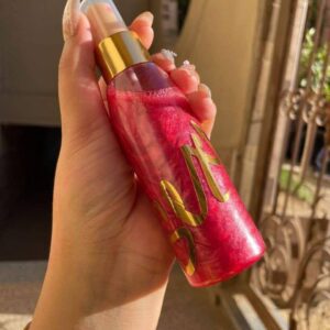 معطر وملمع الجسم أمور بادي ميست جليتر سبيشيال (Amour Body Mist Glitter Special)